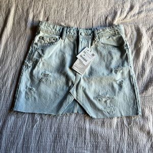 Zara Trafuluc Light Wash Denim Mini Skirt